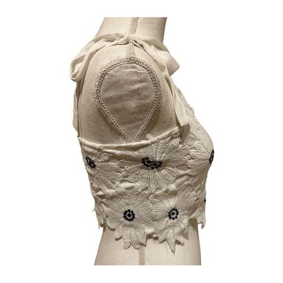 Mi Ami Women’s S White & Black Daisy Cropped Tank Top Embroidered Zipper Back - Picture 2 of 5